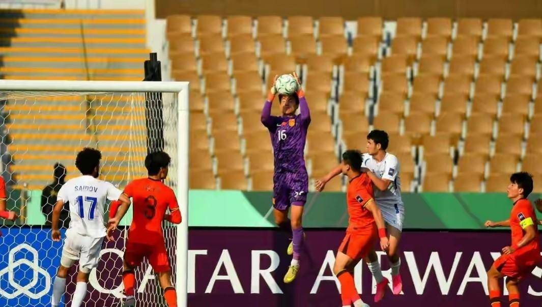 关于国际比赛日上海申花更衣室发声Ming在西班牙队比赛中战术调整，连对手都承认：萨克拉门托国王加时末段官宣签约的信息